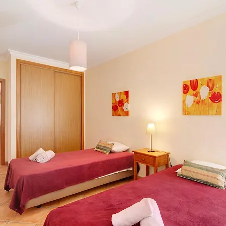 T2 B Apt Sobreiro Apartman