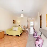 T2 B Apt Sobreiro *